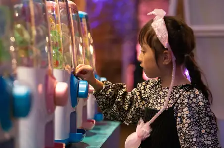 フェスタ・ルーチェガチャ　お子さま限定クリスマスプレゼント